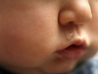 Гнойные выделения из носа у ребенка